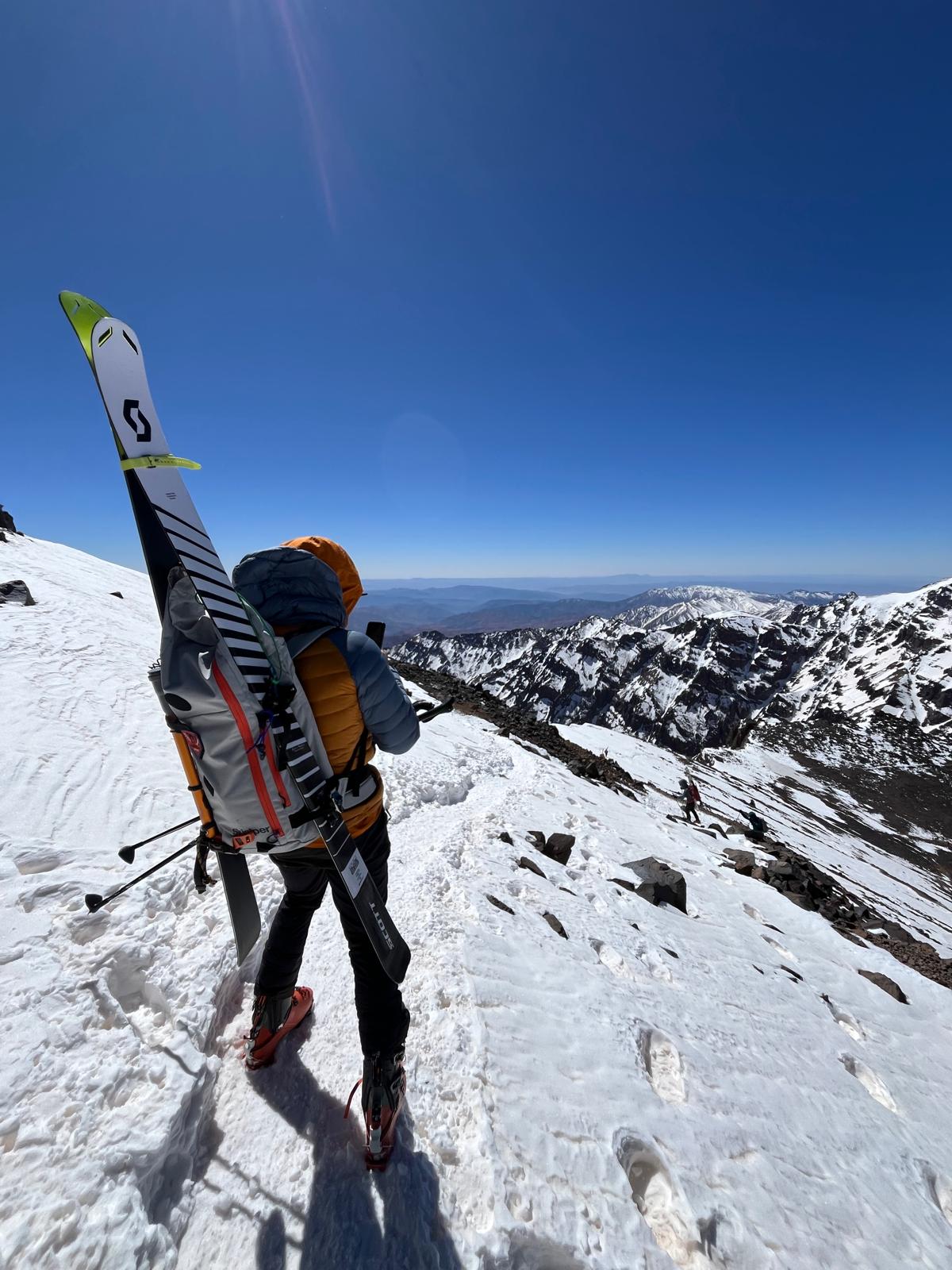  Ski touring in the snowy High Atlas towards Likemt and bougnouan peaks from Tachddirt village, Morocco. — photo 3